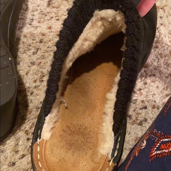 Ugg Black Heeled Clogs - Picture 4 of 6